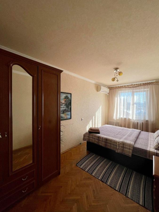Comfortable One Beds With Nice View For Independent Sqr Kyiv Exterior foto