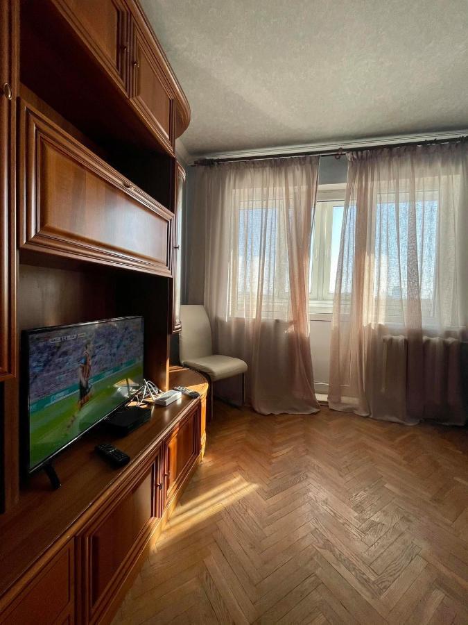 Comfortable One Beds With Nice View For Independent Sqr Kyiv Exterior foto