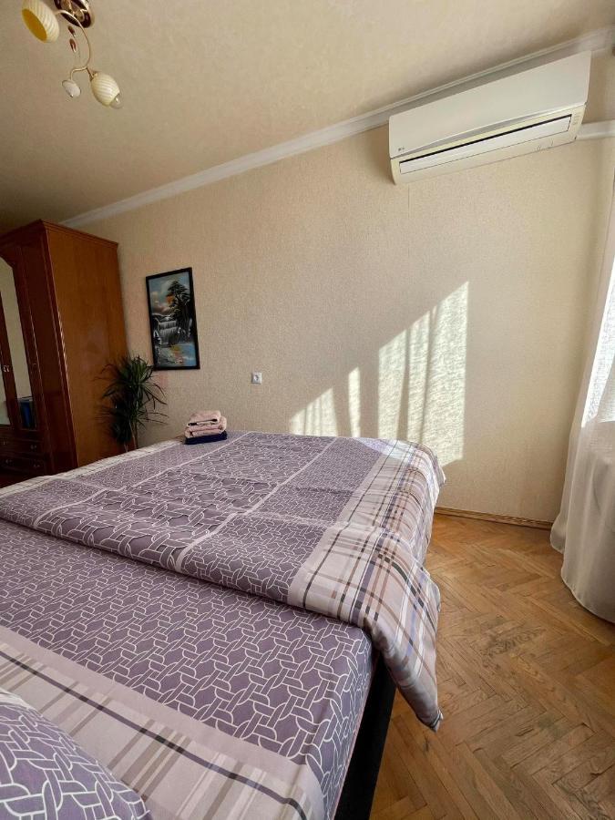Comfortable One Beds With Nice View For Independent Sqr Kyiv Exterior foto