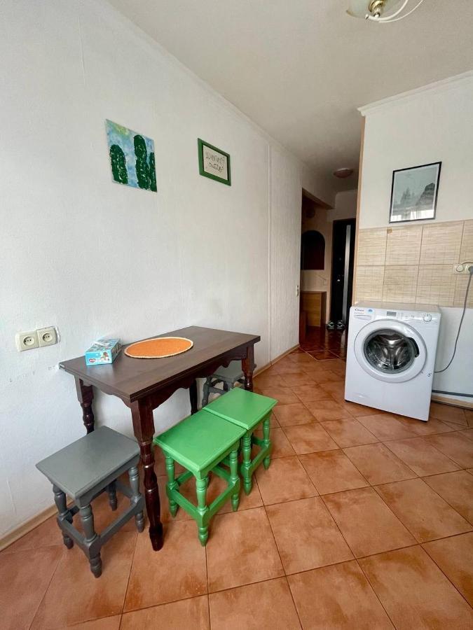 Comfortable One Beds With Nice View For Independent Sqr Kyiv Exterior foto