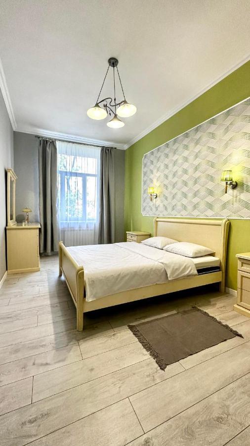 Comfortable One Beds With Nice View For Independent Sqr Kyiv Exterior foto