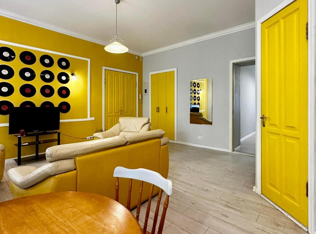 Comfortable One Beds With Nice View For Independent Sqr Kyiv Exterior foto